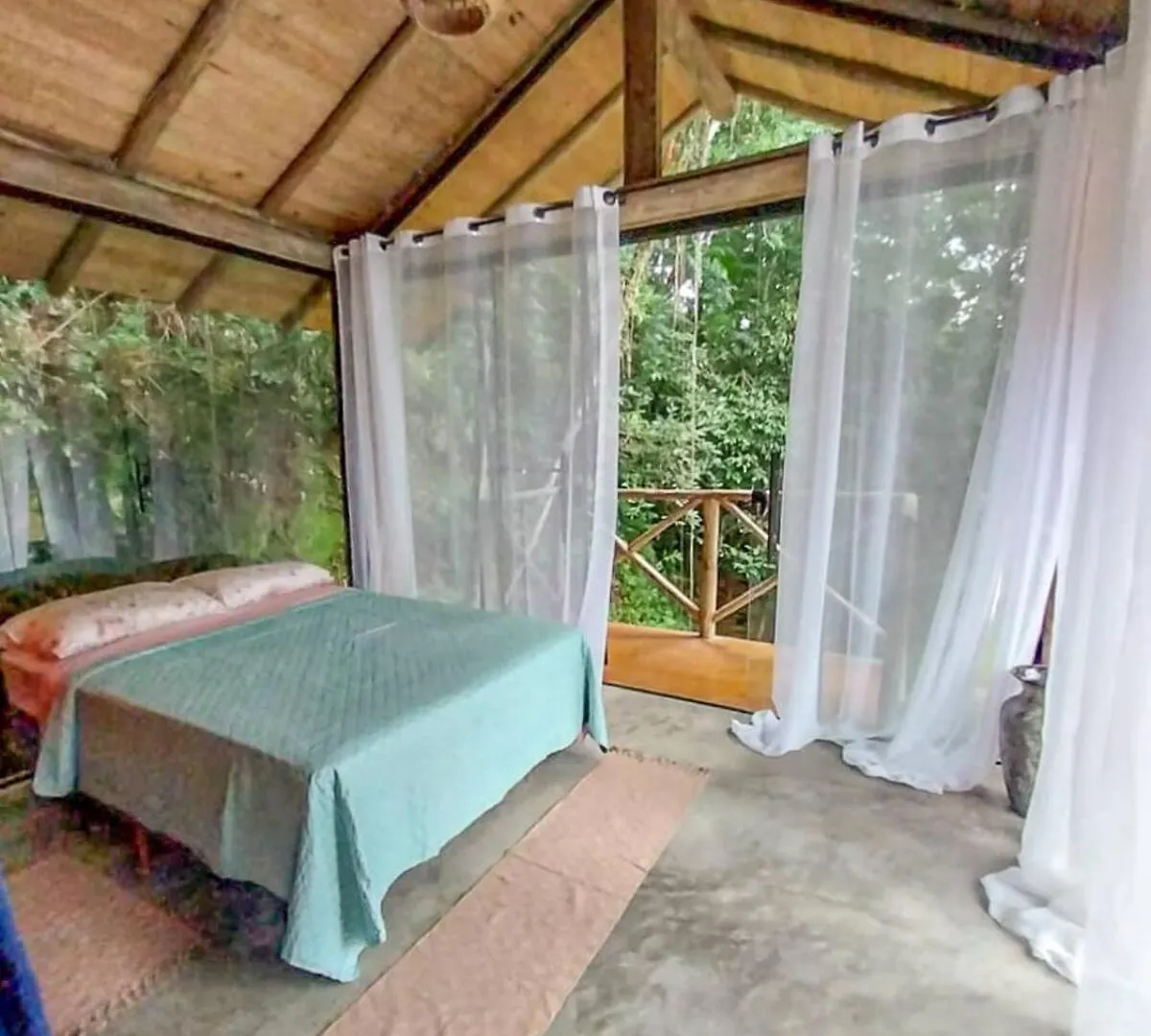 Suite Com Cachoeira No Quintal Antonio Carlos Brasilien