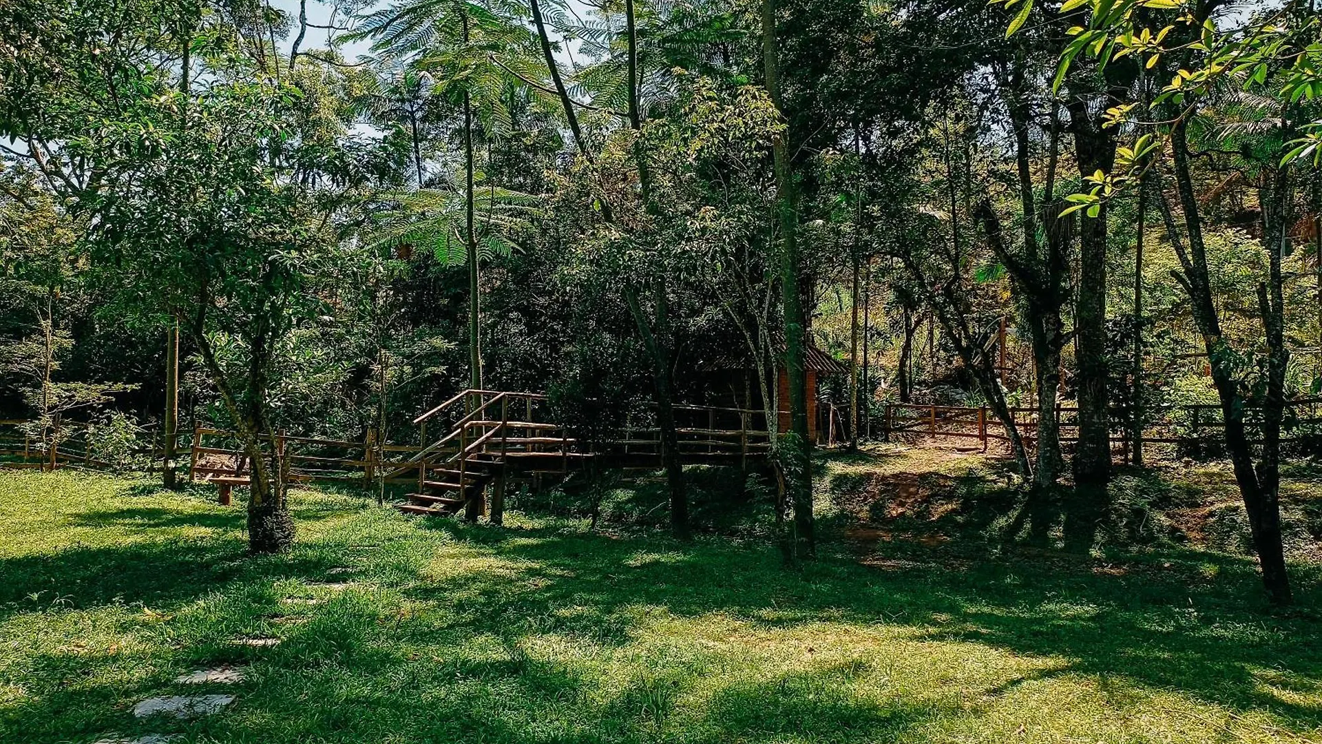 Jaktstuga Suite Com Cachoeira No Quintal Antonio Carlos
