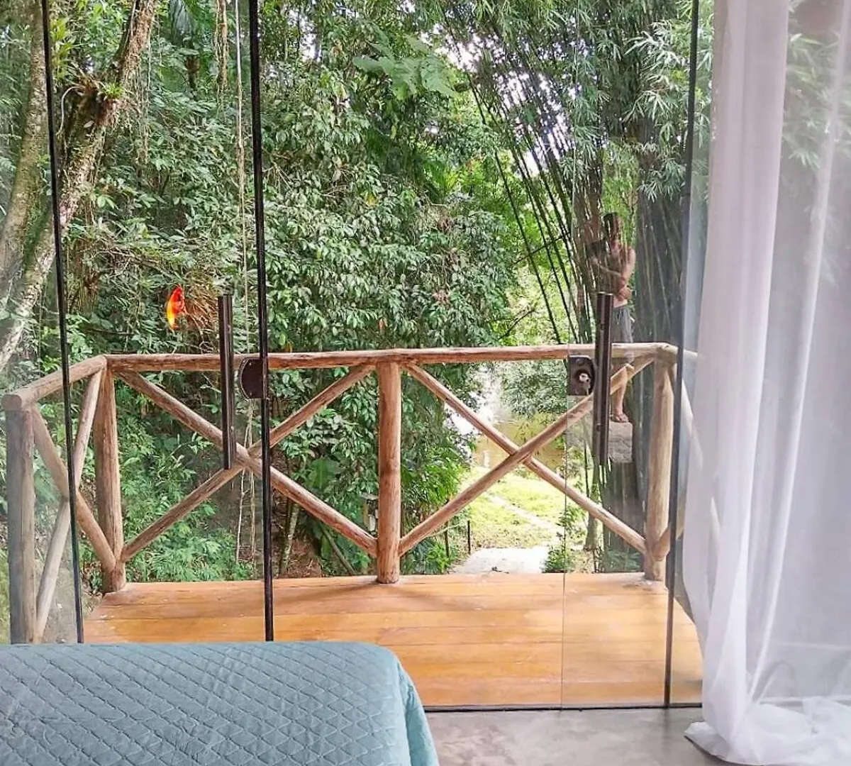 Jaktstuga Suite Com Cachoeira No Quintal Antonio Carlos Brasilien