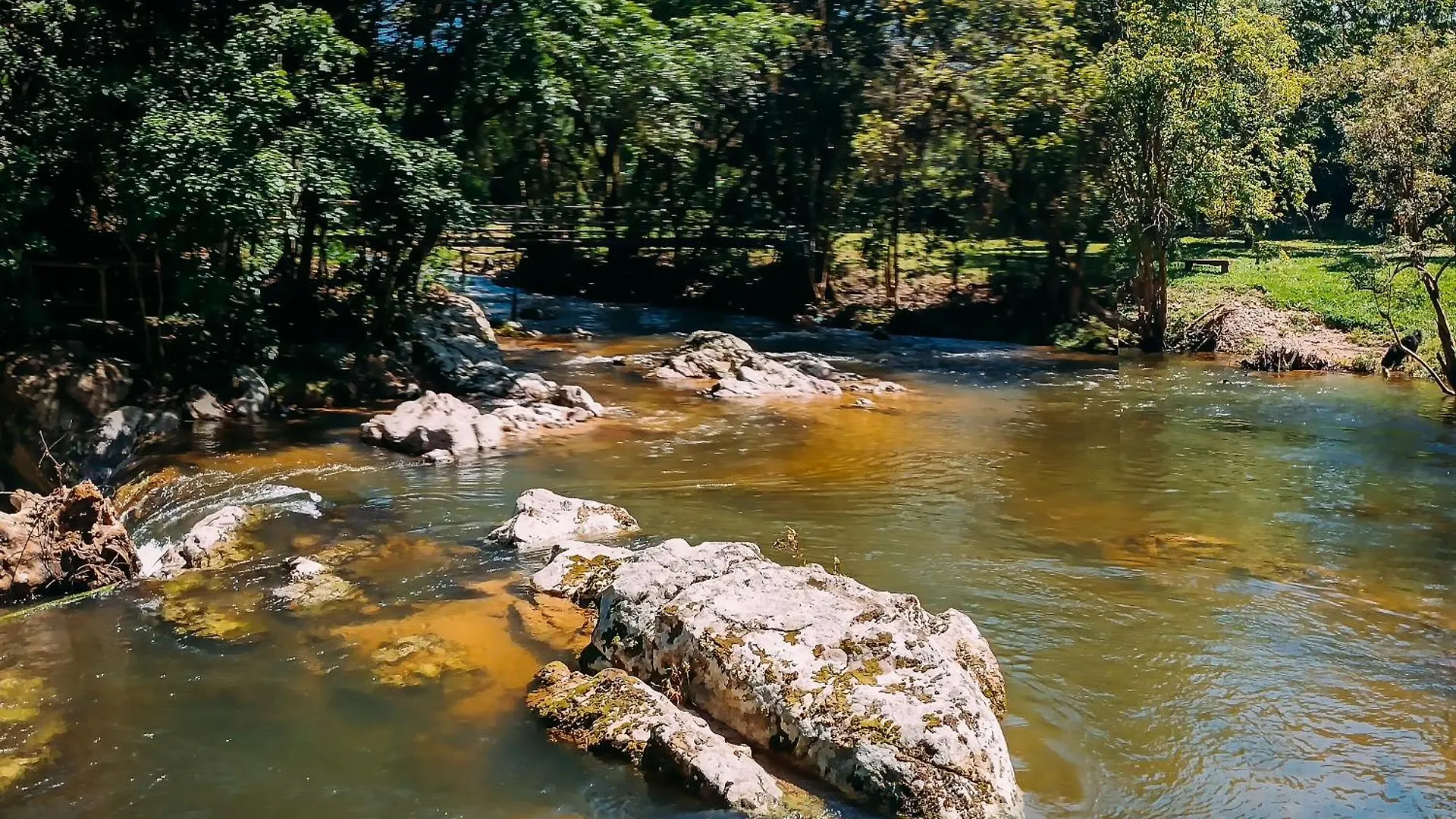 Suite Com Cachoeira No Quintal Antonio Carlos
