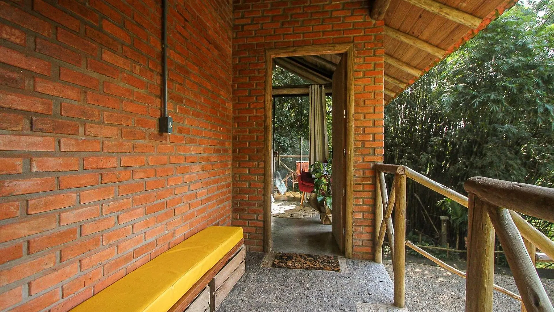 Suite Com Cachoeira No Quintal Antonio Carlos Brasilien